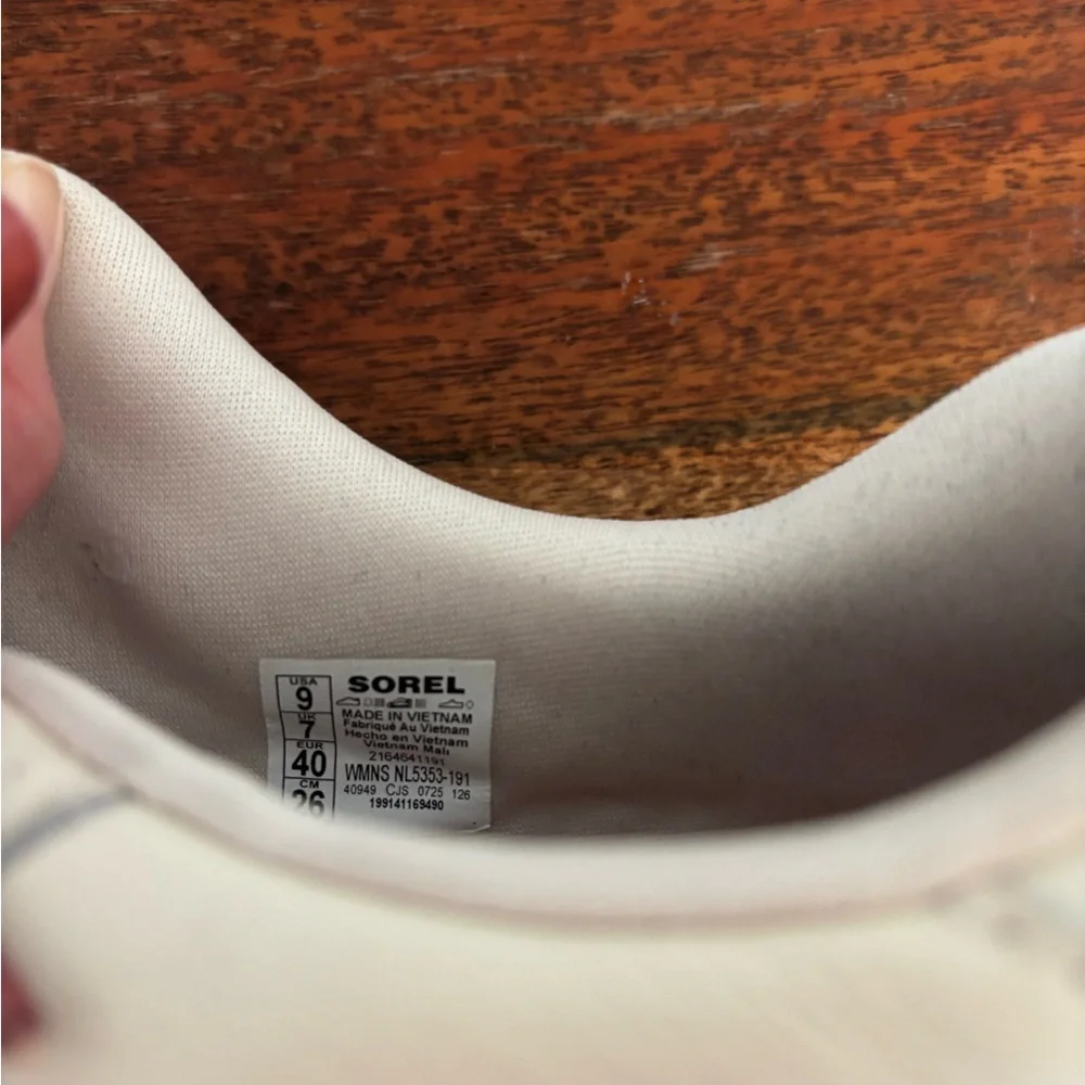 SOREL ONA Drift Shoes Sneakers Cream White Coral Pink Ribbon Laces size 9 Womens